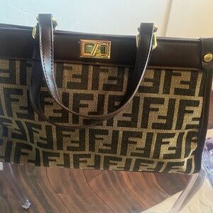 Canvas material logo shoulder bag